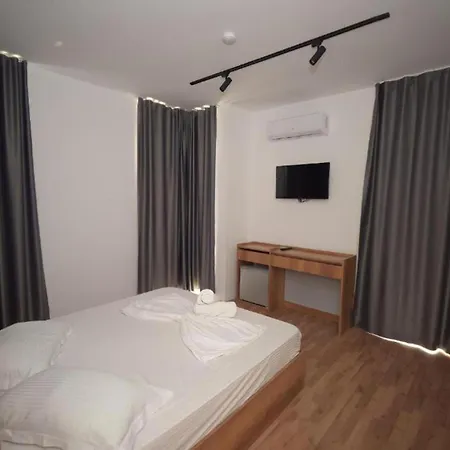 Besani Hotel 4*