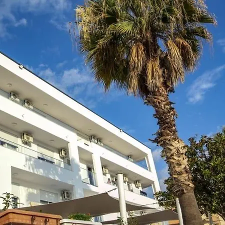 Besani Hotel 4*
